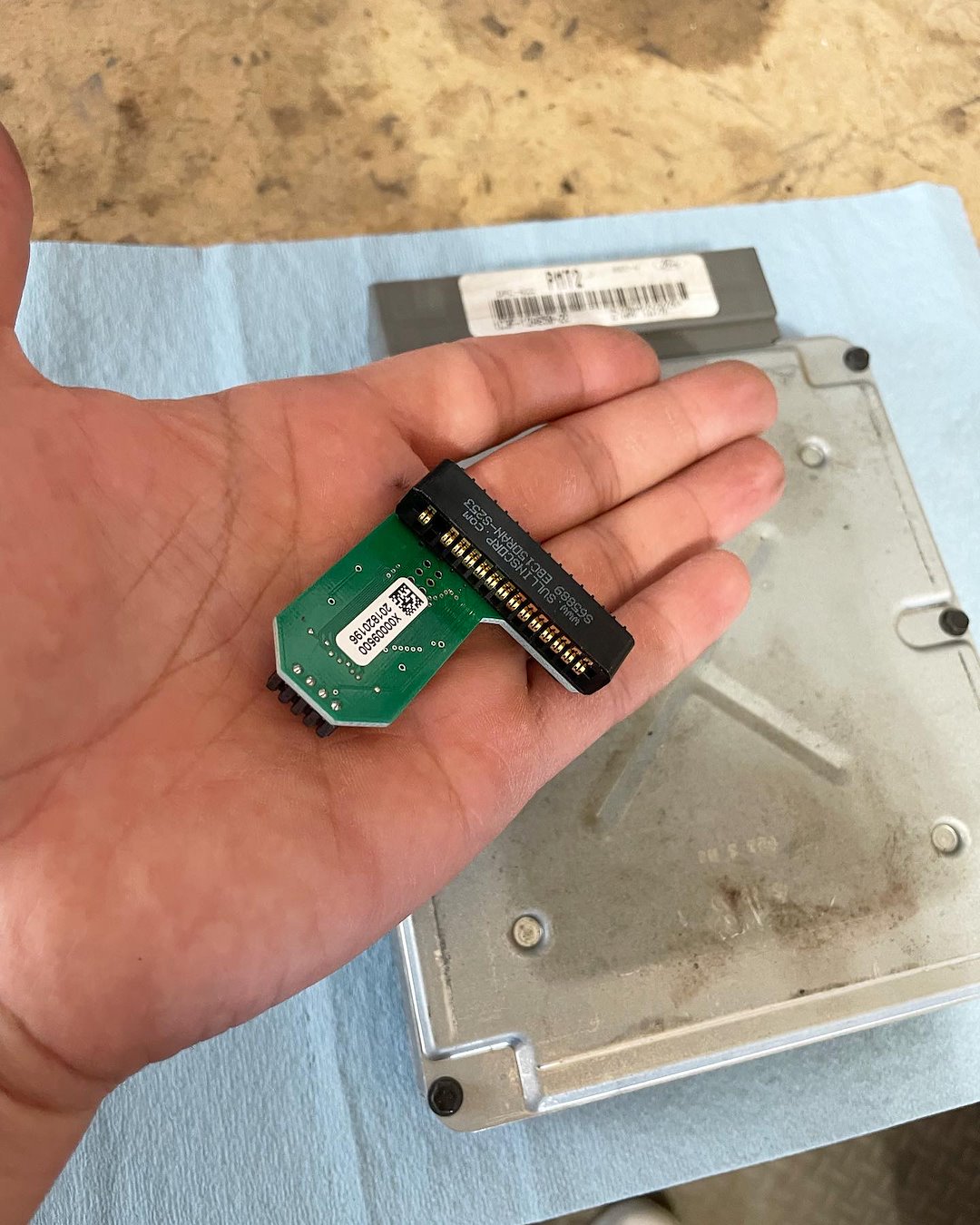Edge Products 14001 Computer Chip/ Module||tgrk2747.Jpg||88||e4414001||2033297