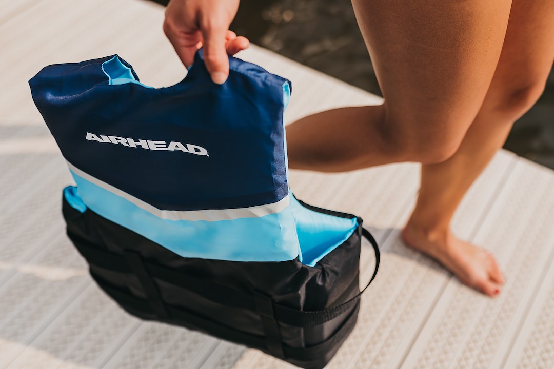 Airhead 30053-02-A-Bl Pfd - Personal Floatation Device||airhead_Lifestyle_Wisconsin_21_Life Jackets -7.Jpg||92||a4m3005302abl||924621