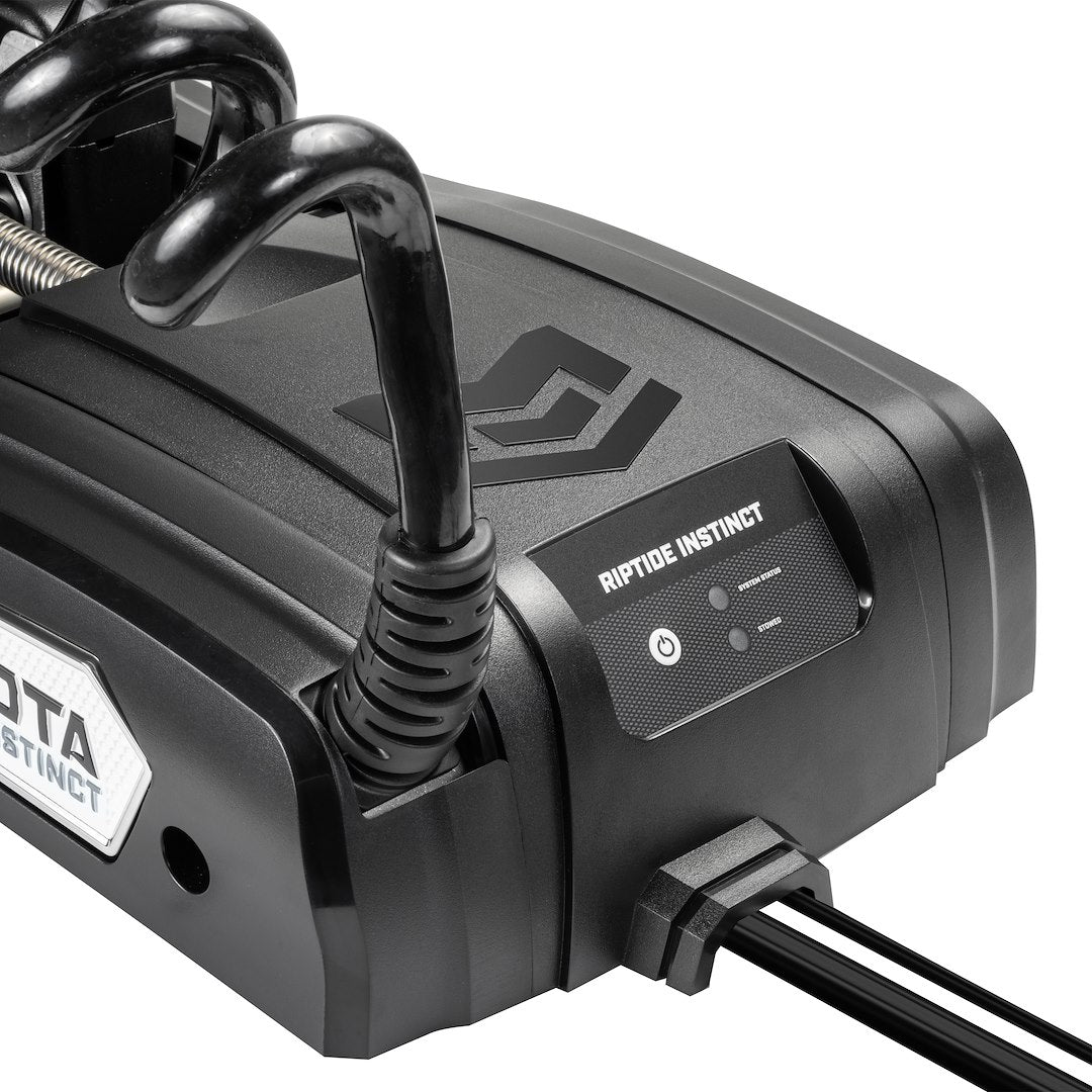 Minn Kota 1358582 Trolling Motor||mk_Instinct_Quest_Black_Detail2.Jpg||91||min1358582||1497849