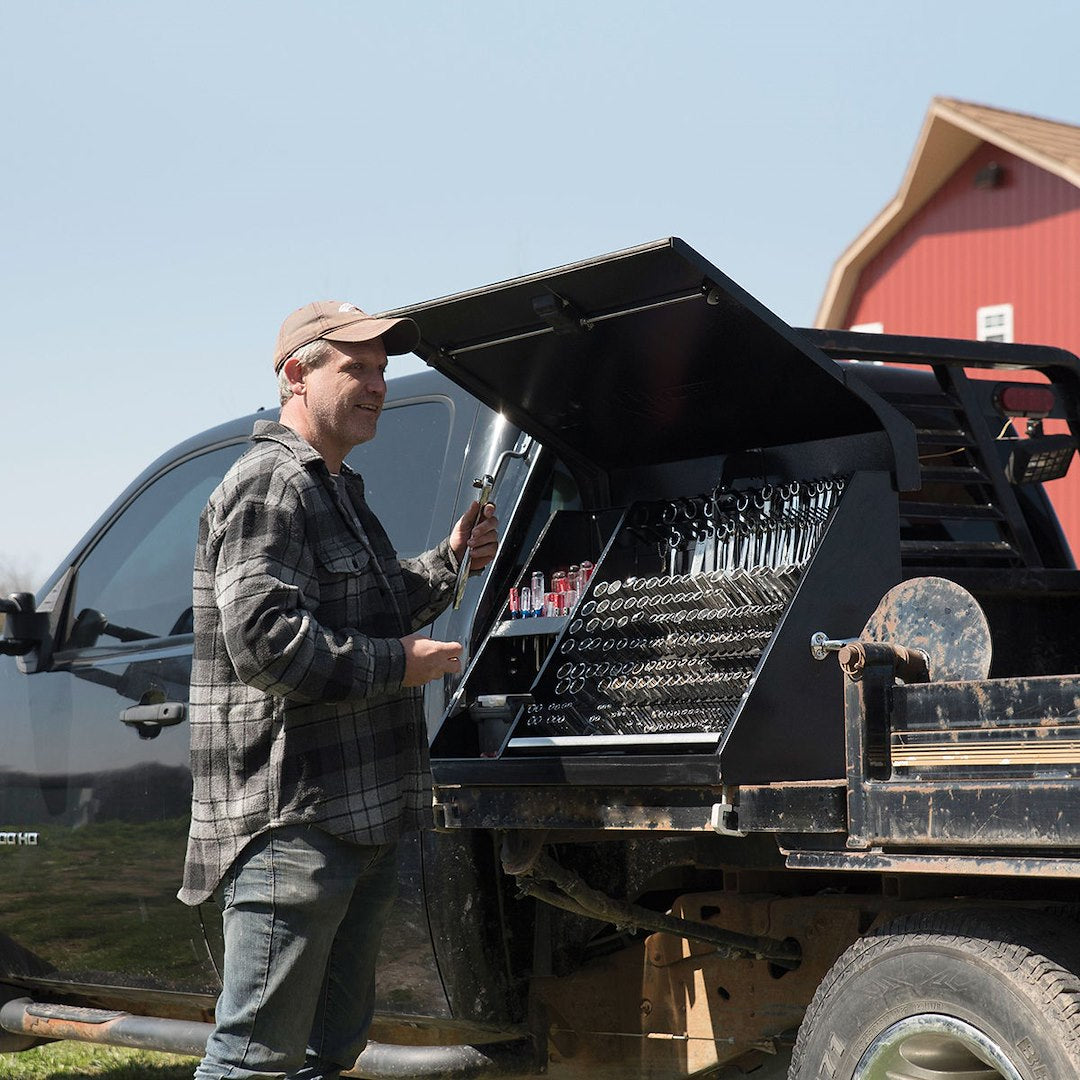 Product of Montezuma XL450B TRIANGLE® Toolbox