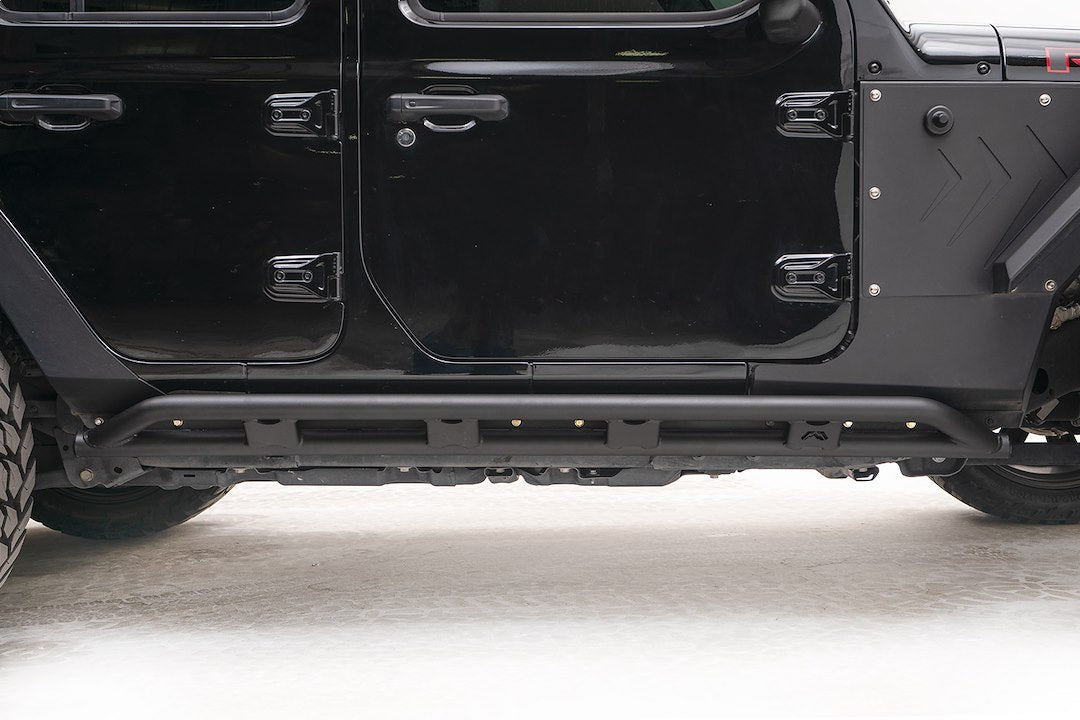 Product of Fab Fours JL18-G1750-1 Black Steel Tubular Rocker Panel Guard