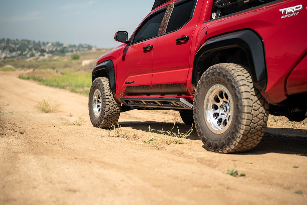 Dv8 Offroad Srtt1-04 Nerf Bar||srtt1-04_13.Jpg||95||dv8srtt104||1687525