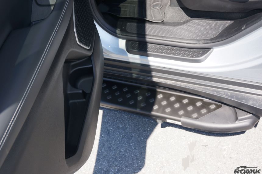 Product of Romik USA 61317419 RAL Series Running Board