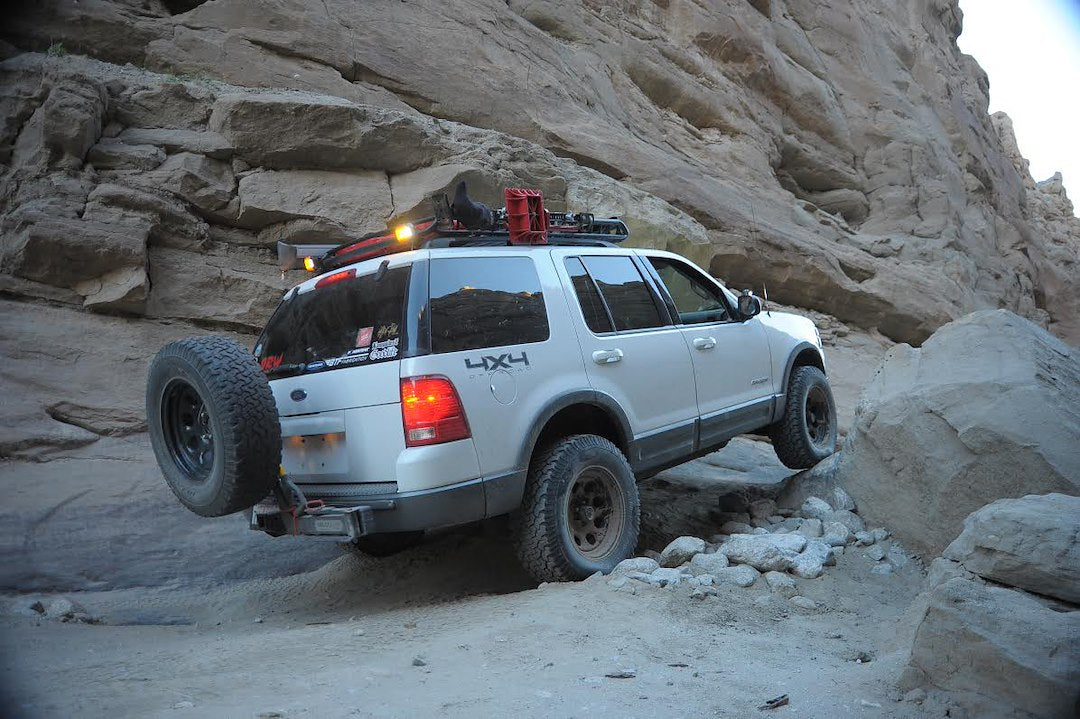 Product of Wilco Off-Road Uhg32130-H Spare Tire Carrier