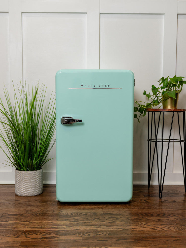 Product of Magic Chef Mcr32chm Refrigerator