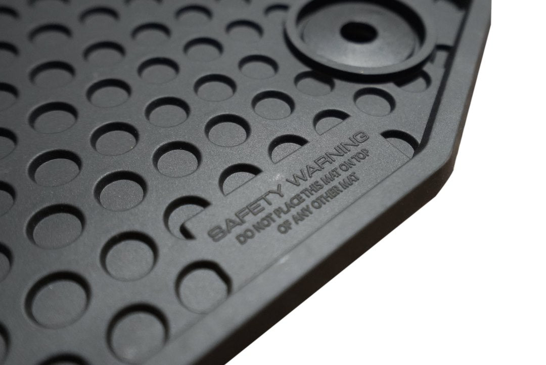 Lloyd Mats By Covercraft 595501-1 Floor Mat||lm_As_595501-1_Alt3.Jpg||88||c595955011||2213472
