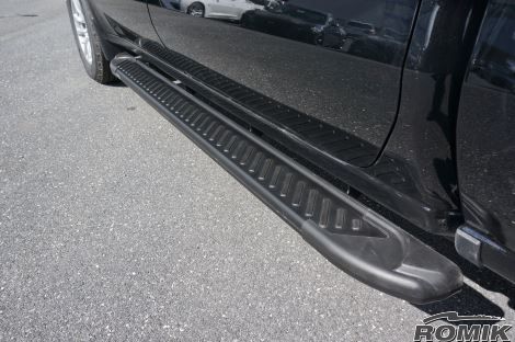Product of Romik USA 60033419 RAL-T Series Running Board