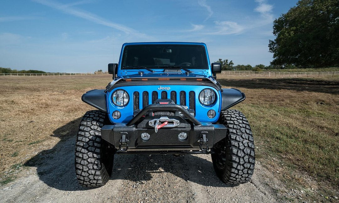 Auto Ventshade (Avs) 953060 Bug Shield||avs_Aeroskinlightshieldpro_07-18jkjeepwrangler_Mounted_953060.Jpg||89||v15953060||1762503