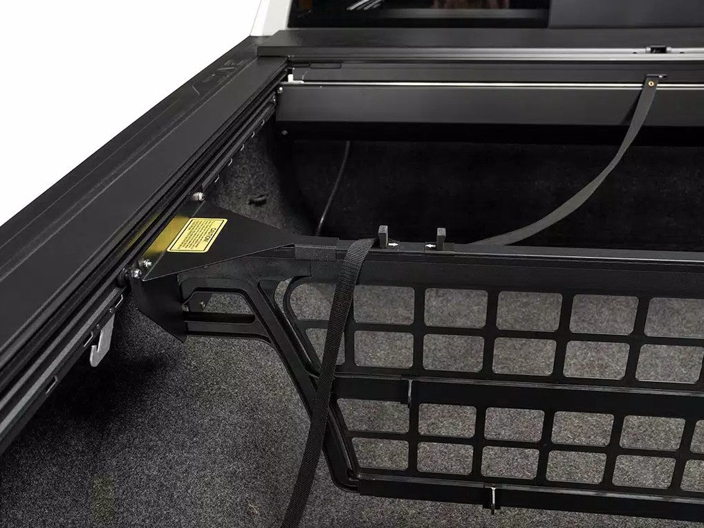 Roll-N-Lock Cm401 Bed Cargo Divider||cm401_5.Jpg||90||r75cm401||1728957
