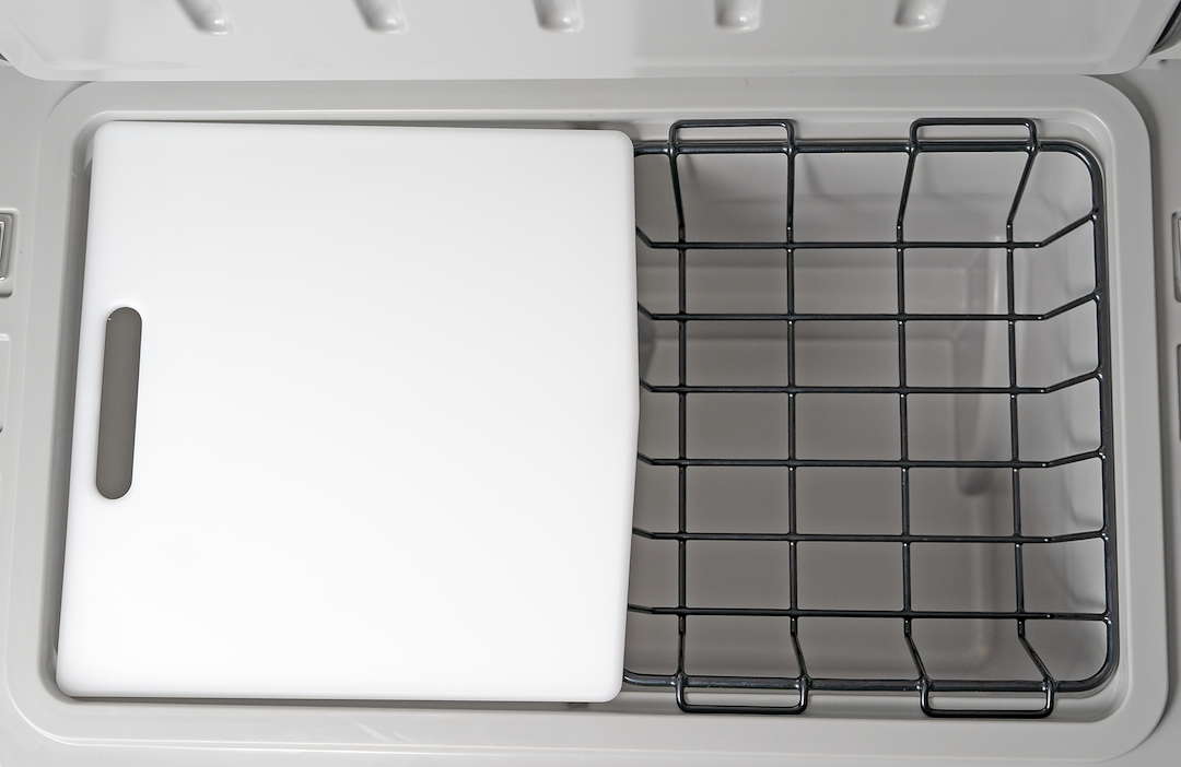Line-X Accessories Twcooler60 Beverage Cooler||dsc08480-Edit.Png||88||tgrtwcooler60||1090769