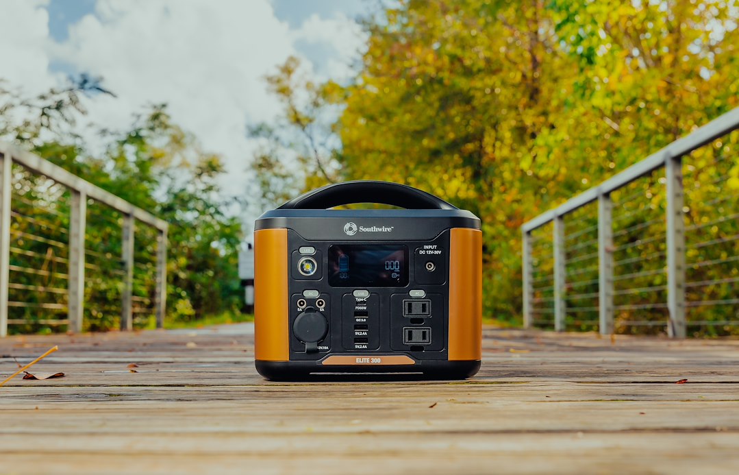 Product of Southwire Corp. 53251 Portable Power Bank