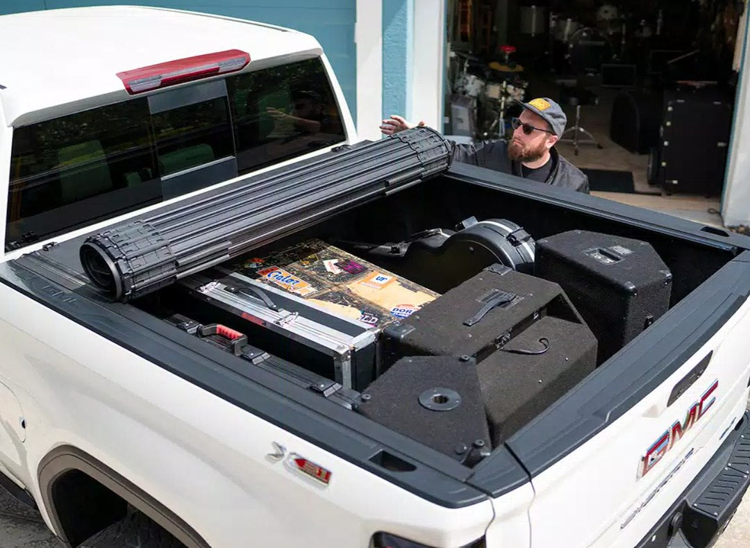 Bak Industries 80327 Tonneau Cover||rvlrx4s_Tonneau Cover_Blue_4.Jpg||92||b6580327||1768502