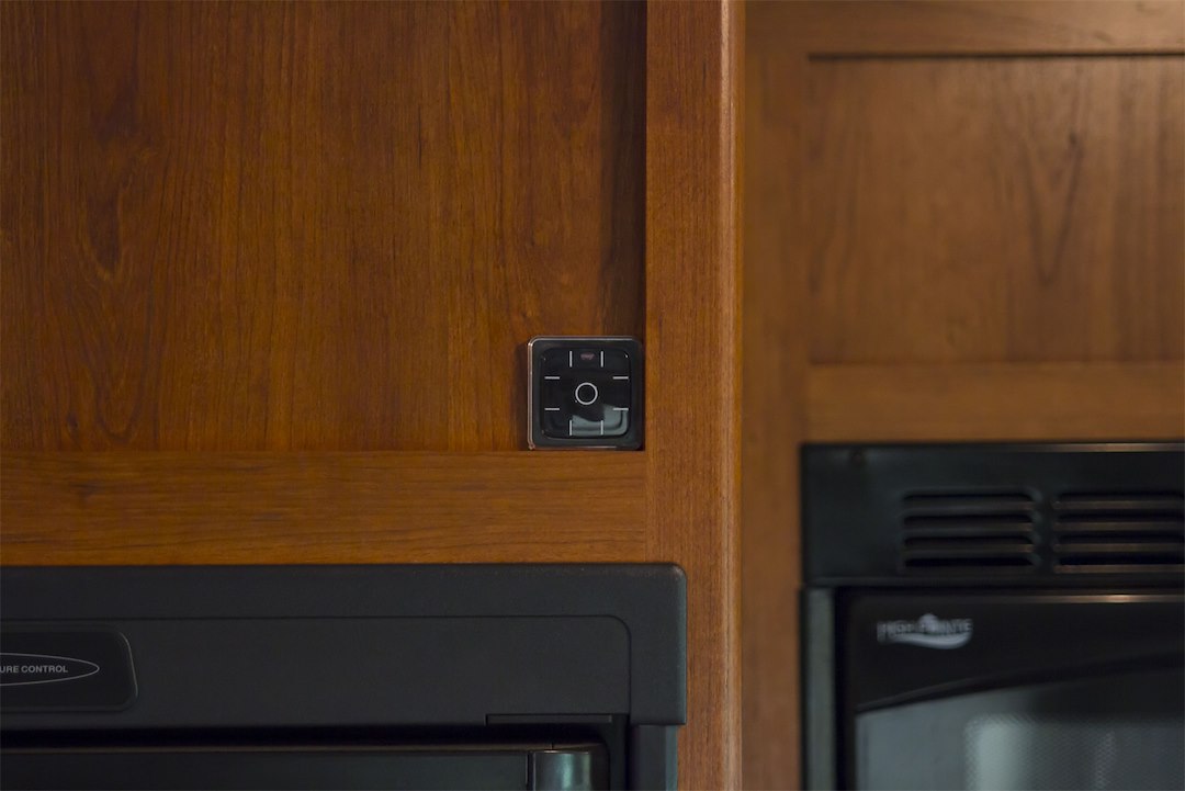 Product of Hopkins Mfg 09516 Rv Level