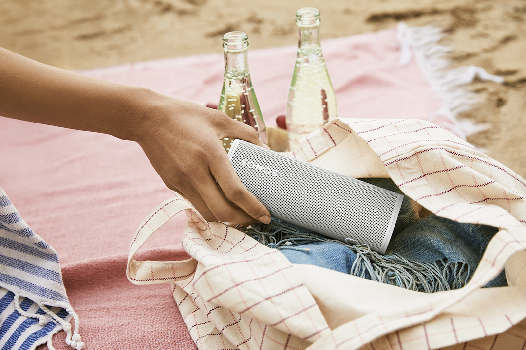Product of Sonos Roam1us1 Speaker