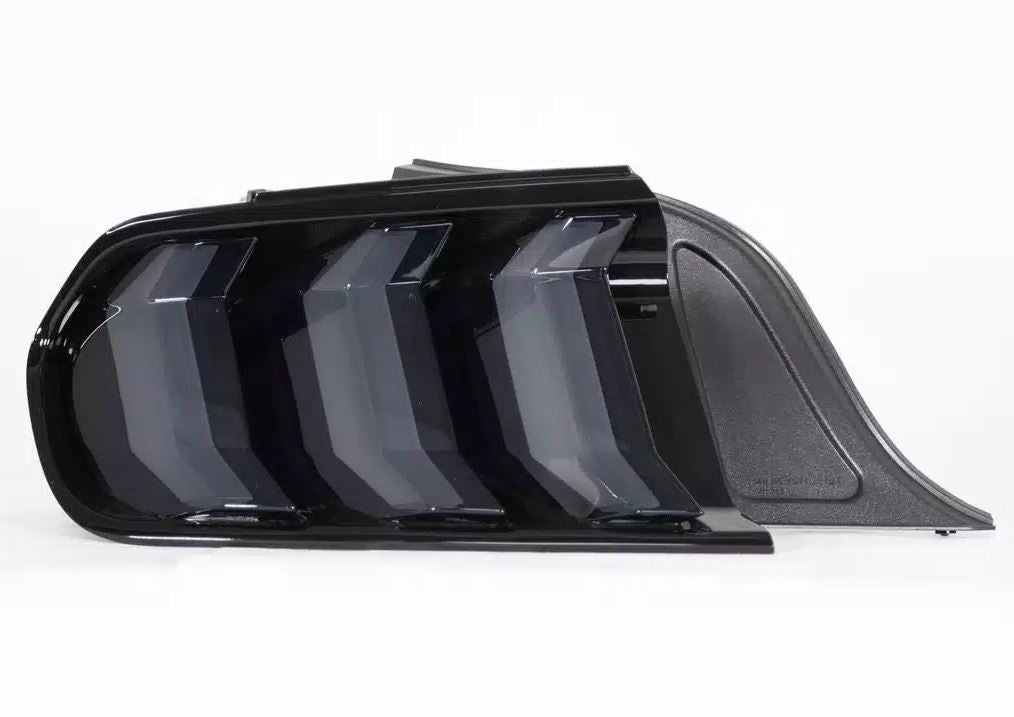 Winjet Renegade Ctrng0680-Gbs Tail Light Assembly||||85||wnjrng0680gbs||1926304