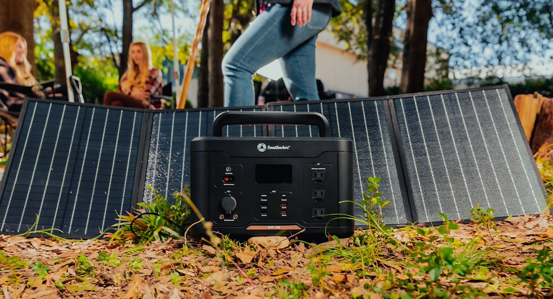 Product of Southwire Corp. 53253 Portable Power Bank