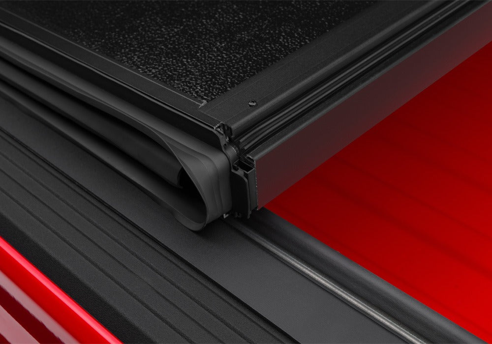 Undercover Fx31010 Tonneau Cover||uc_Flex_20jeep-Gladiator_Details_04-Hinge.Jpg||90||u19fx31010||1243020