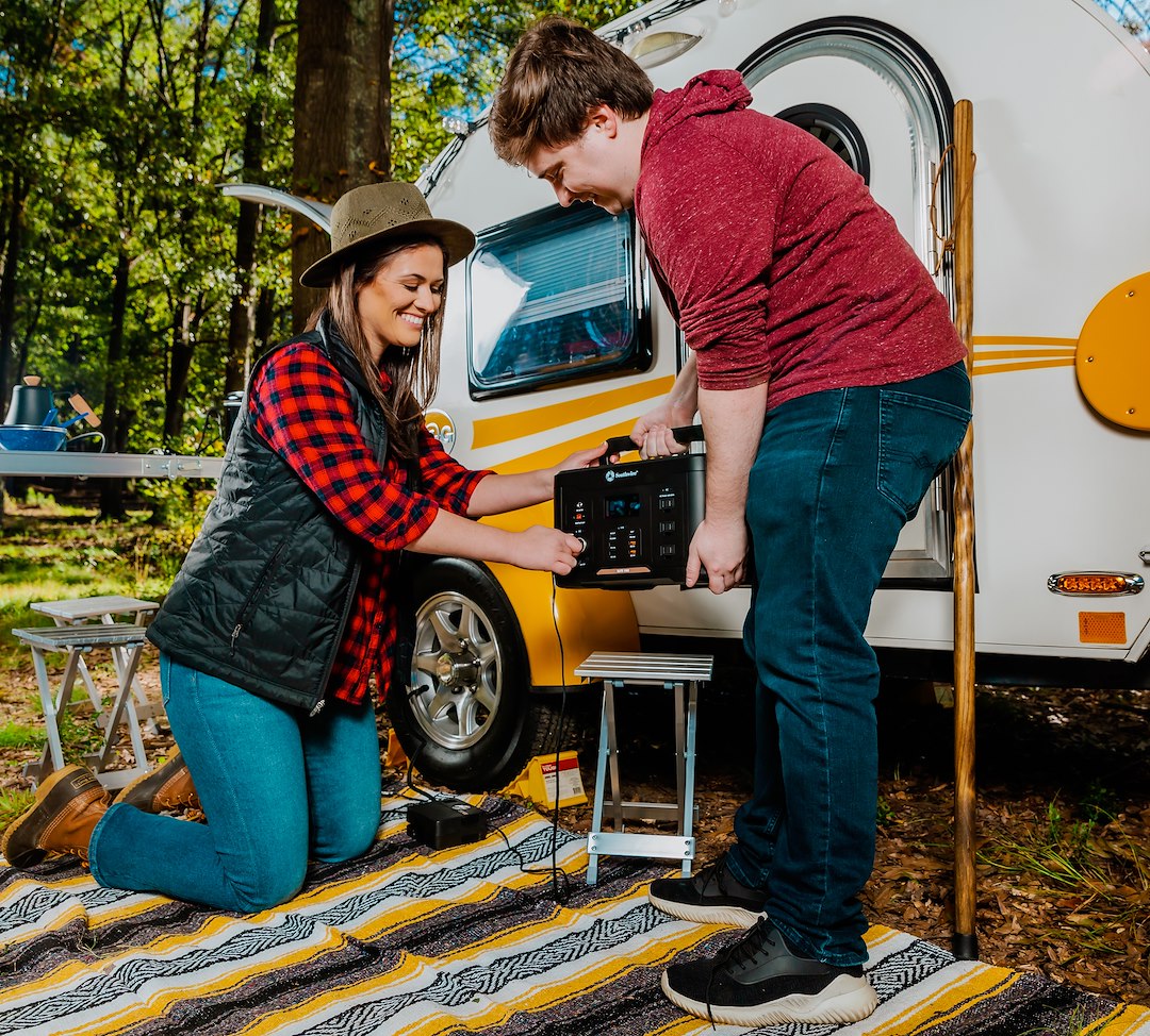 Product of Southwire Corp. 53253 Portable Power Bank