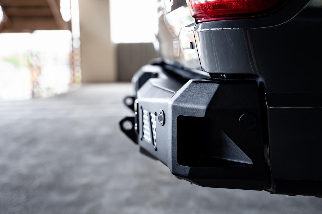 Dv8 Offroad Rbff1-04 Bumper||2021-2023-Ford-F150-Made-To-Offroad-Rear-Bumper-Factory-License-Installed.Jpg||92||dv8rbff104||1628521