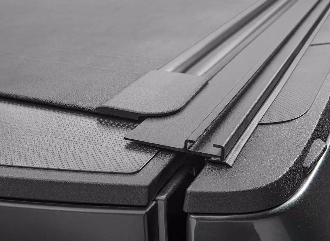 Bak Industries 80227rk Tonneau Cover||revlvx4ts_Tonneau Cover_Gray_17.Jpg||95||b6580227rk||1768318