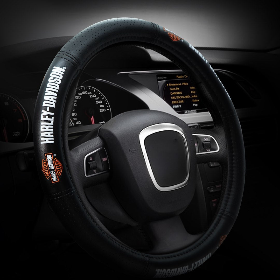Product of Plasticolor 006733r01 Steering Wheel Cover