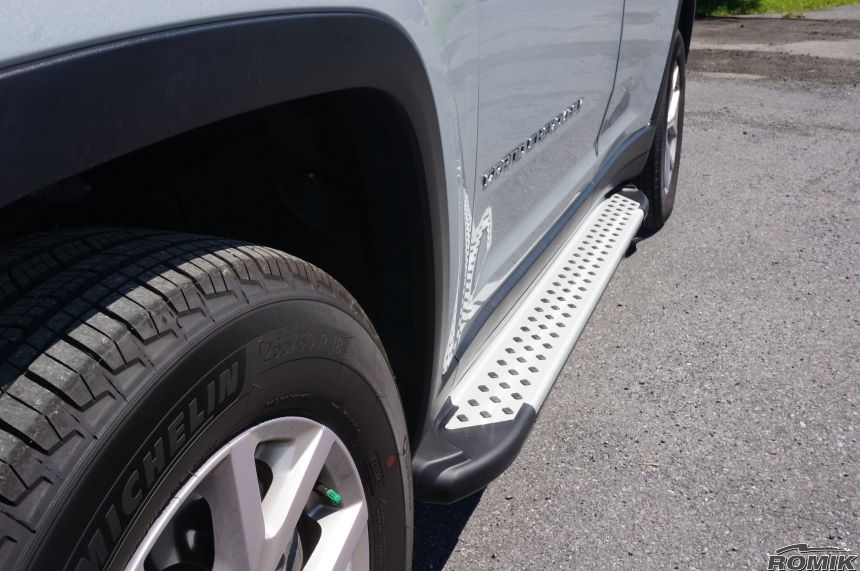 Product of Romik USA 61317418 RAL Series Running Board