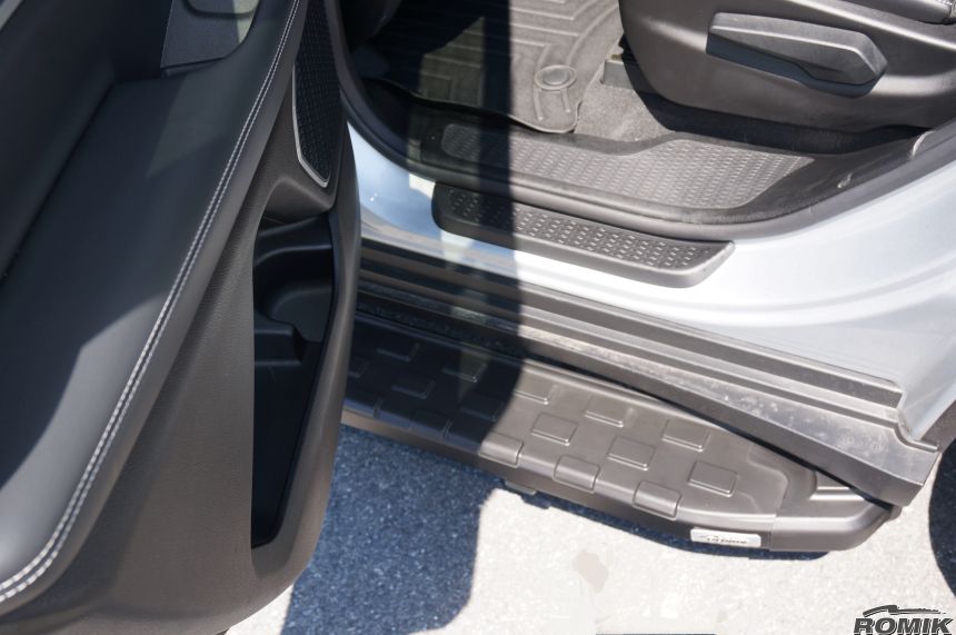 Product of Romik USA 51317419 REC Series Running Board