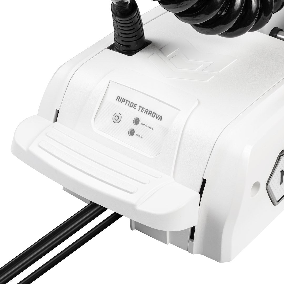 Minn Kota 1363901 Trolling Motor||mk_Riptideterrova_Quest_Deployleverdetail1.Jpg||89||min1363901||1042960