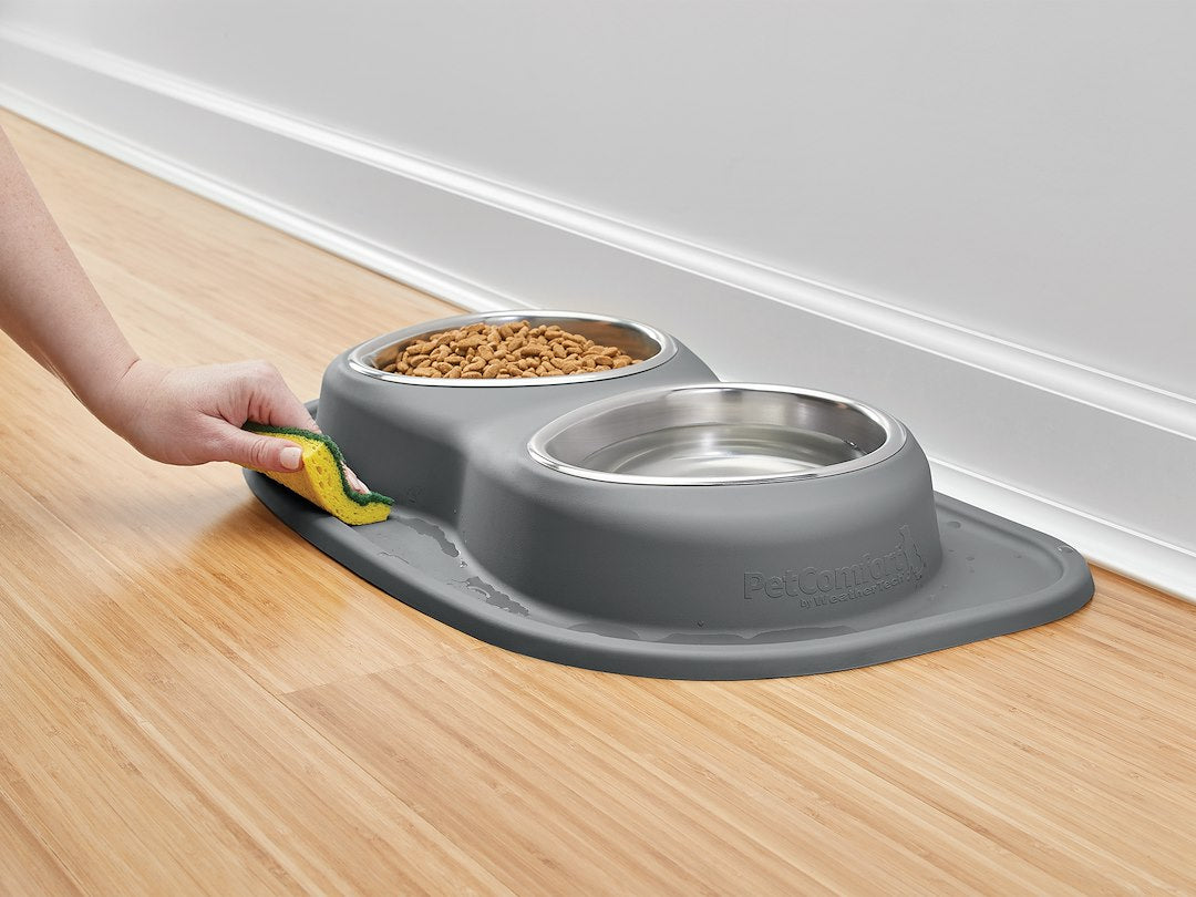 Weathertech (Usa) Dl9603dg Pet Dish||dl9603dg_Pfs_Double_Low_Wipe_Hand_Dark_Gray.Jpg||86||w24dl9603dg||1505753
