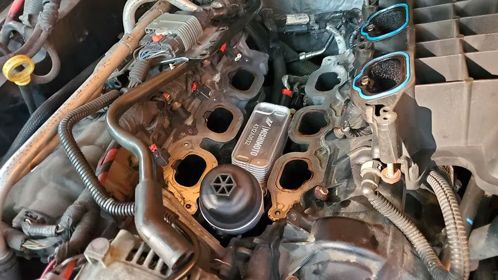 Product of Mishimoto Mmofh-Jk-12 Oil Filter Conversion Kit