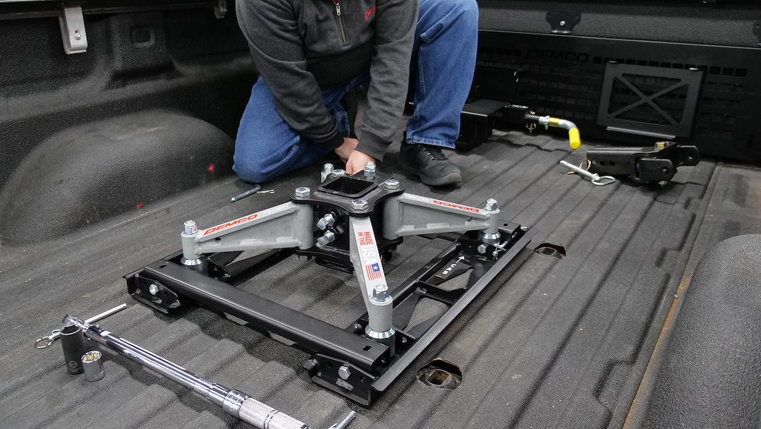 Demco Rv 6526 Fifth Wheel Trailer Hitch Head Support||stealth_Baseonly.Jpg||86||d1d6526||1776192