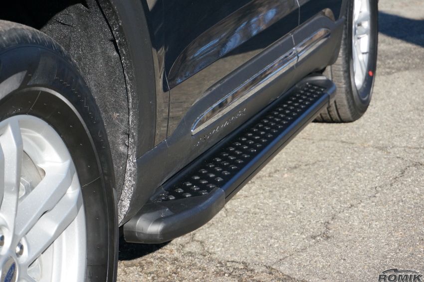 Product of Romik USA 62392419 RAL Series Running Board