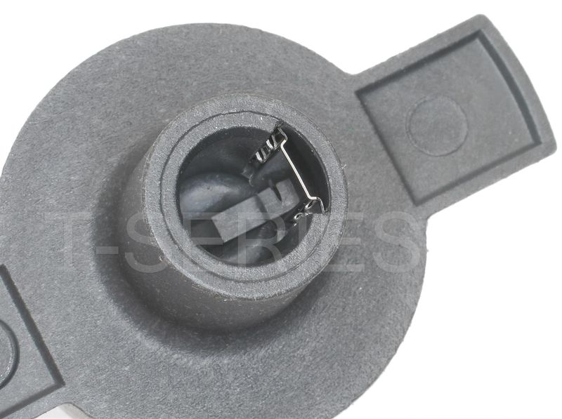Product of Standard Motor Eng.Management Dr326t Distributor Rotor