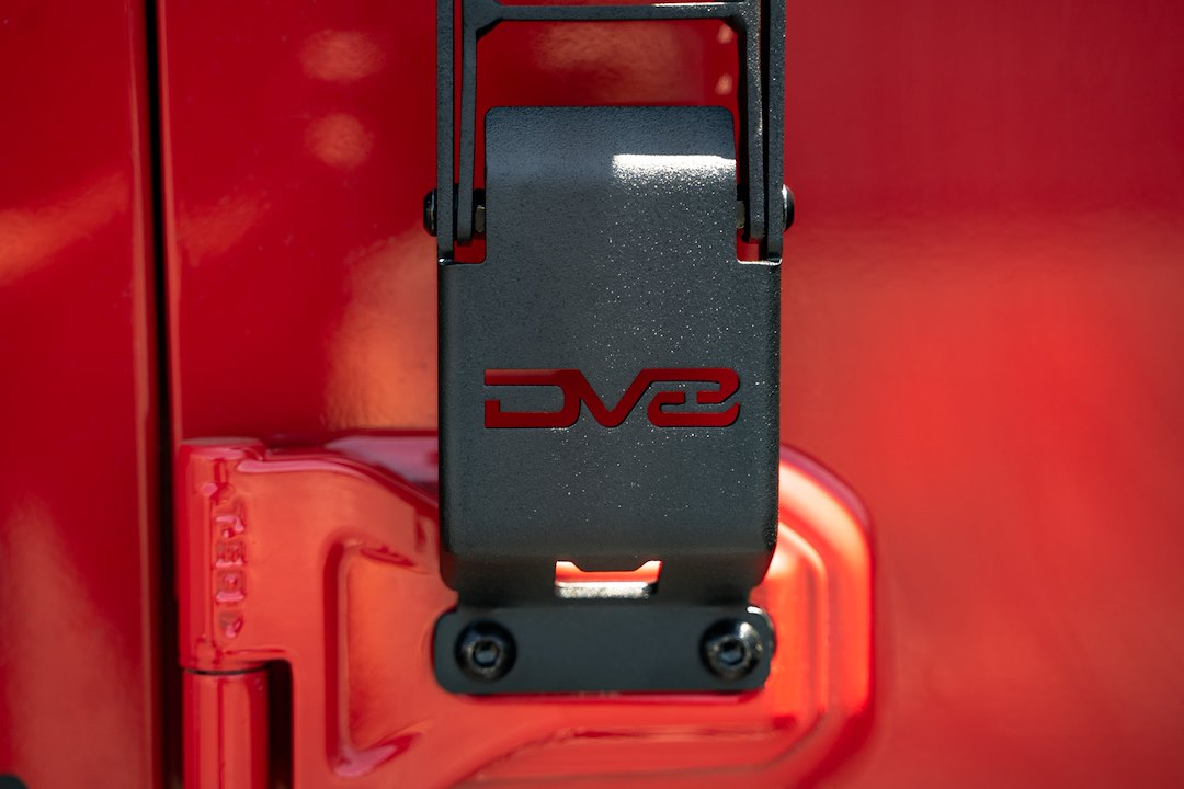 Dv8 Offroad Stjl-04 Truck Step||wrangler-Jk-Jl-_-Gladiator-Jt-Hinge-Mounted-Ste_Installed_4.Jpg||95||dv8stjl04||1629370