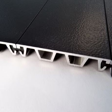 Product of Pace Edwards Switchblade Metal Hard Manual Retractable SMCA29A60 Tonneau Cover