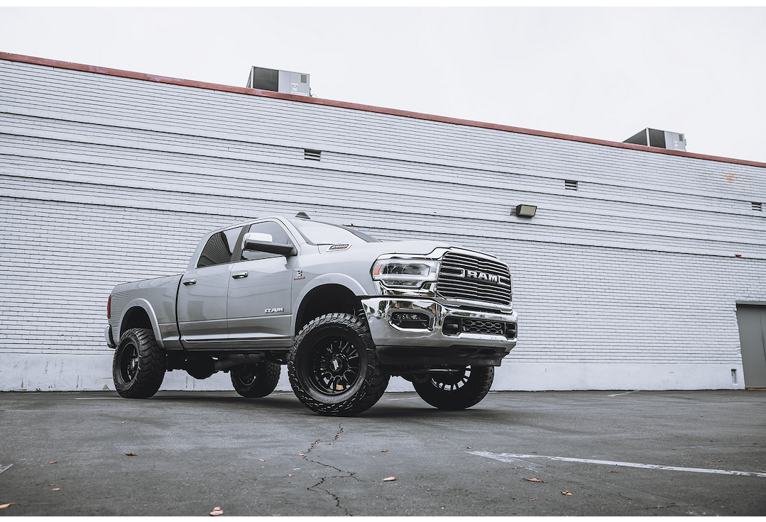Moto Metal Wheels Mo810bx20908020 Wheel||moto Metal-Mo810-Legacy-22x10-Gloss Black-2022 Dodge Ram 27.Png||90||a78c000017779||2262443