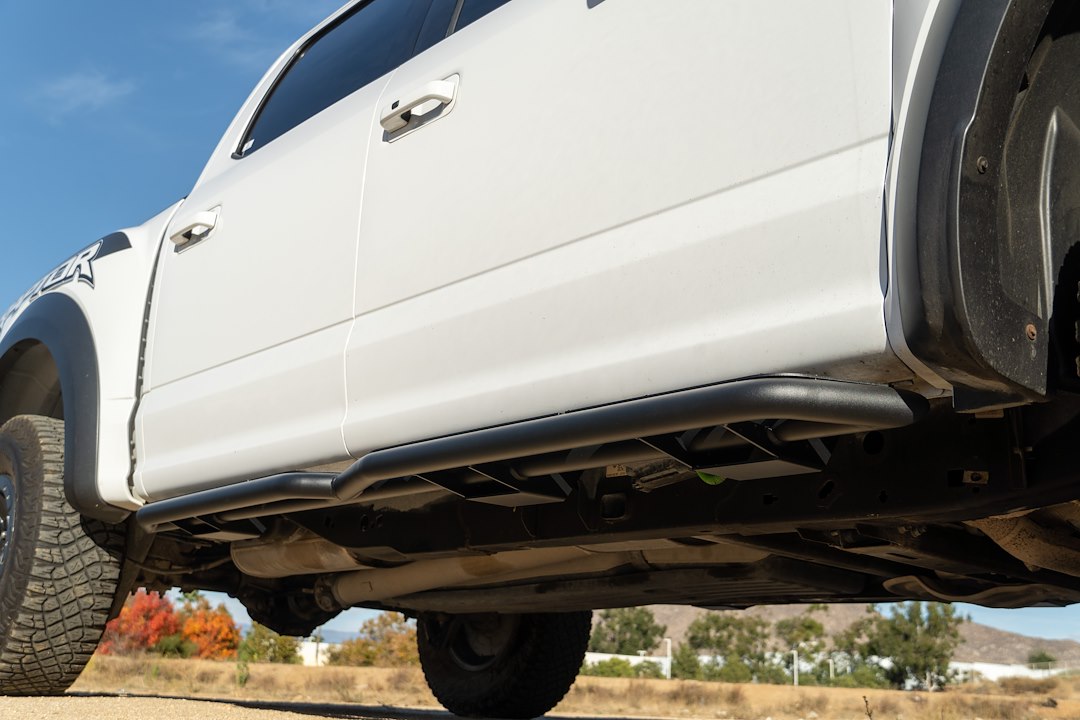 Dv8 Offroad Srff1-01 Nerf Bar||ford-F-150-Crew-Cab-Oe-Plus-Side-Ste-Installed-8.Jpg||95||dv8srff101||1687504