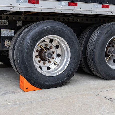 Buyers Products Wc8118 Wheel Chock||wc8118_8.Jpg||88||b83wc8118||2212784