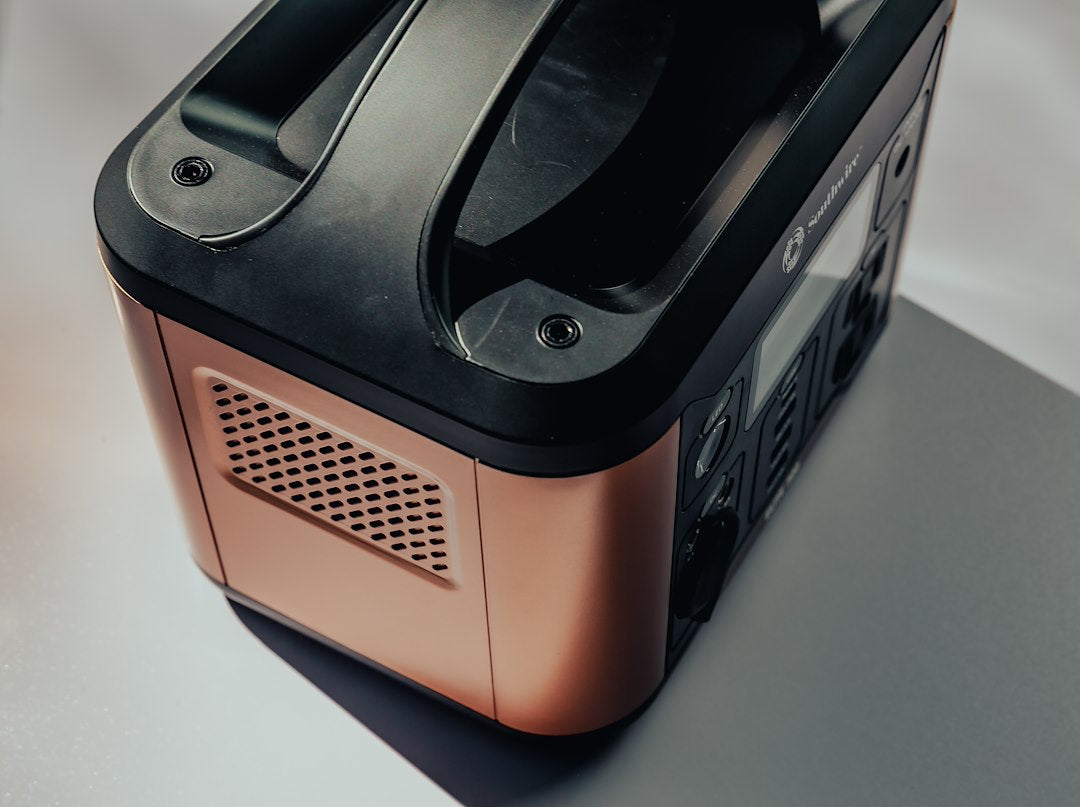 Product of Southwire Corp. 53251 Portable Power Bank