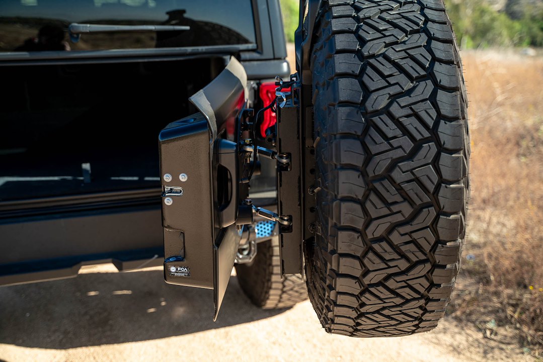 Dv8 Offroad Tcjl-13 Spare Tire Carrier||jeep-Jl-Bumper-Mounted-Tire-Carrier_Installed-07.Jpg||95||dv8tcjl13||1629490