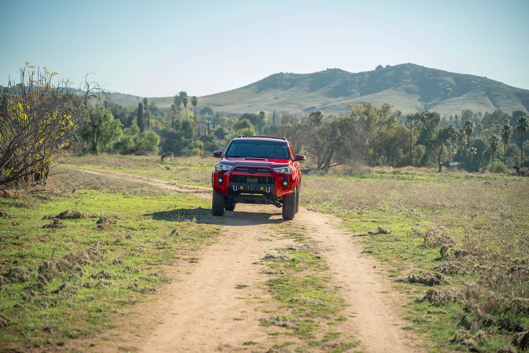 Dv8 Offroad Fbtf3-02 Bumper||2014-2024-Toyota-4runner-Centric-Series-Winch-Front-Bumper-Installed-13.Jpg||95||dv8fbtf302||1627307