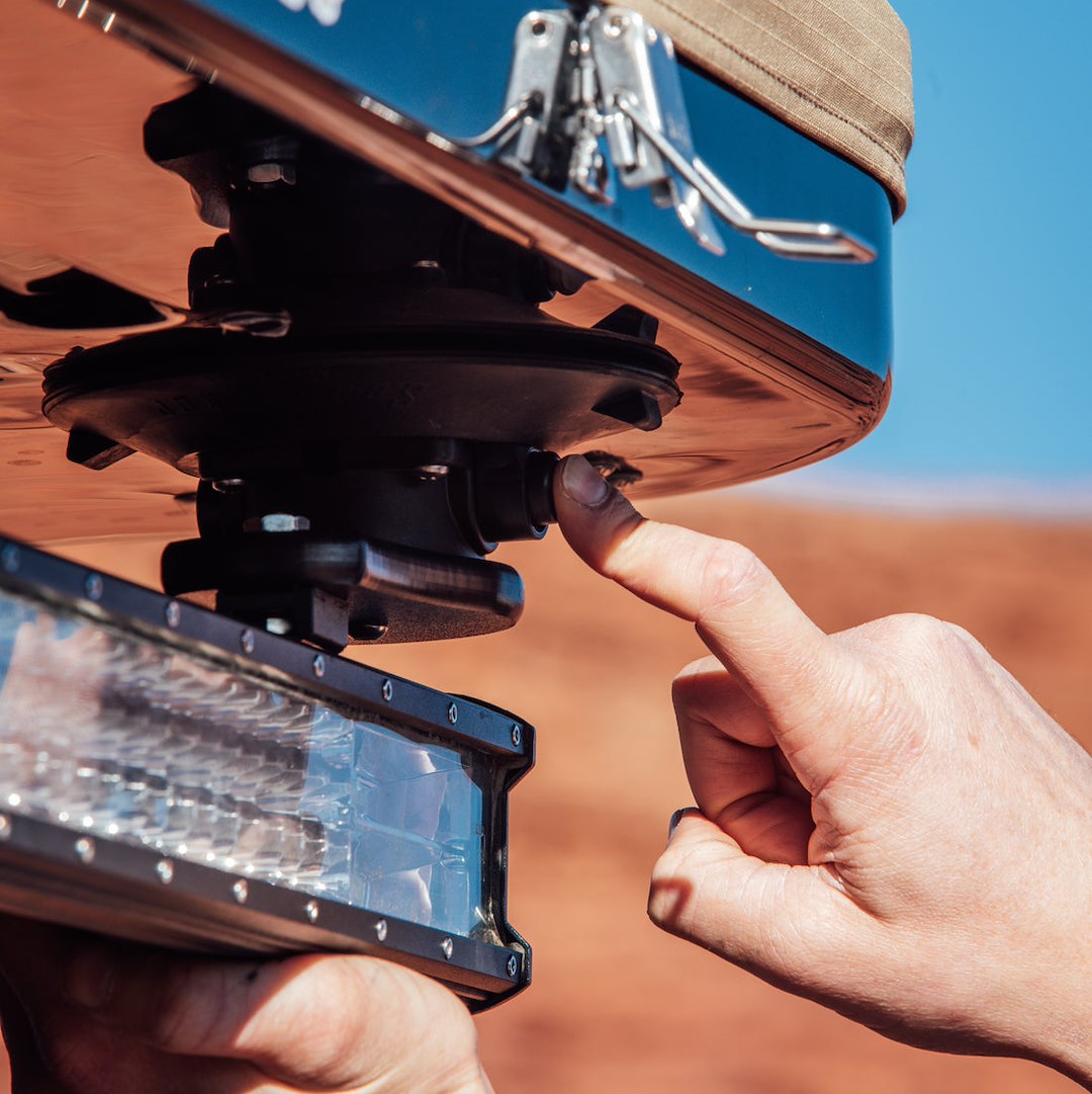 Product of Seasucker Sm6110 Light Bar Mounting Kit