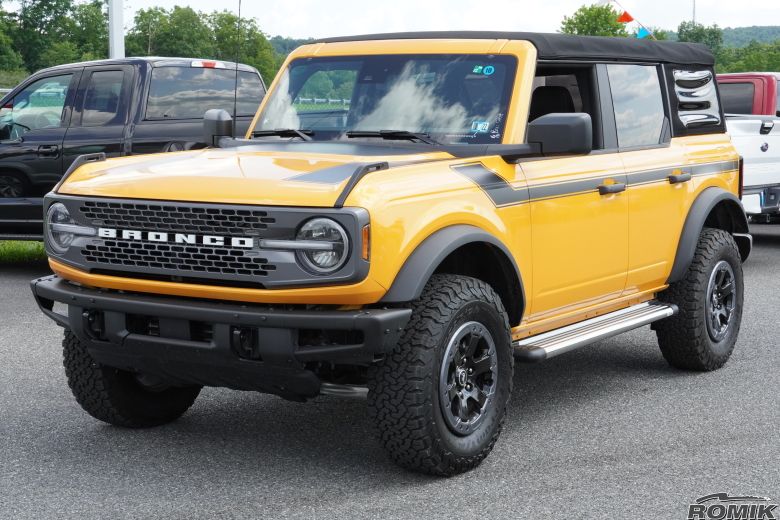 Product of Romik USA 22388418 RB2 Series Running Board