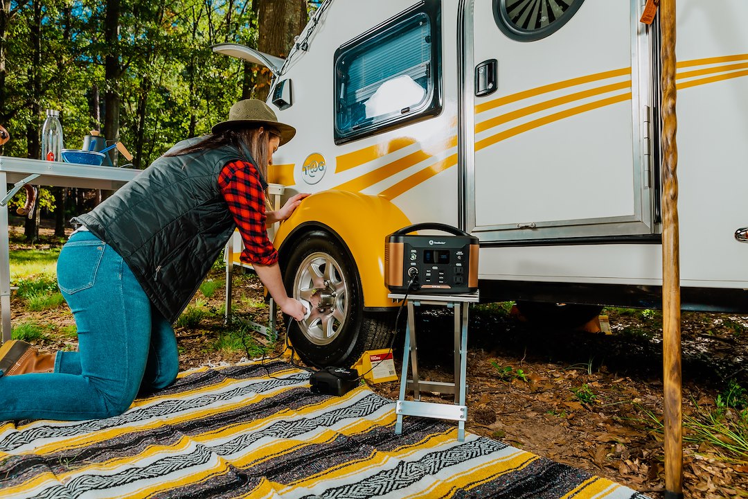 Product of Southwire Corp. 53252 Portable Power Bank