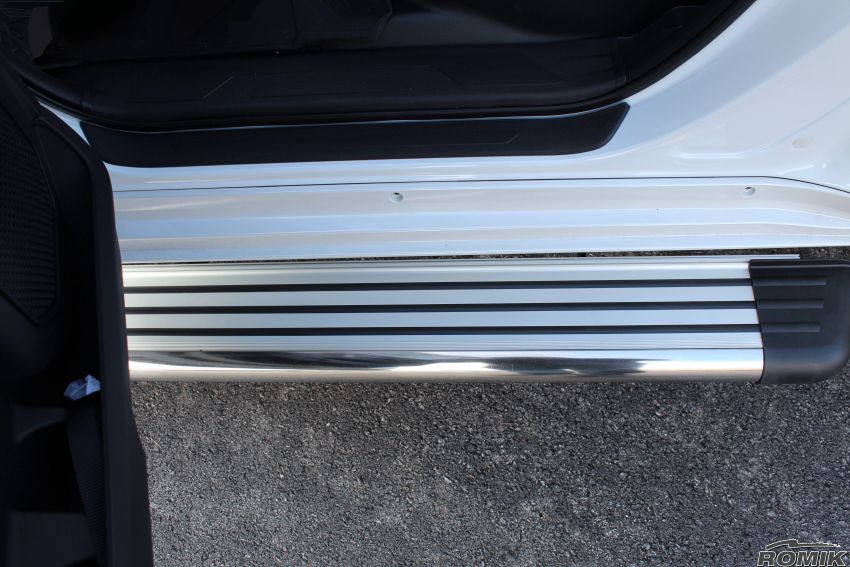 Product of Romik USA 21728418 RB2 Series Running Board