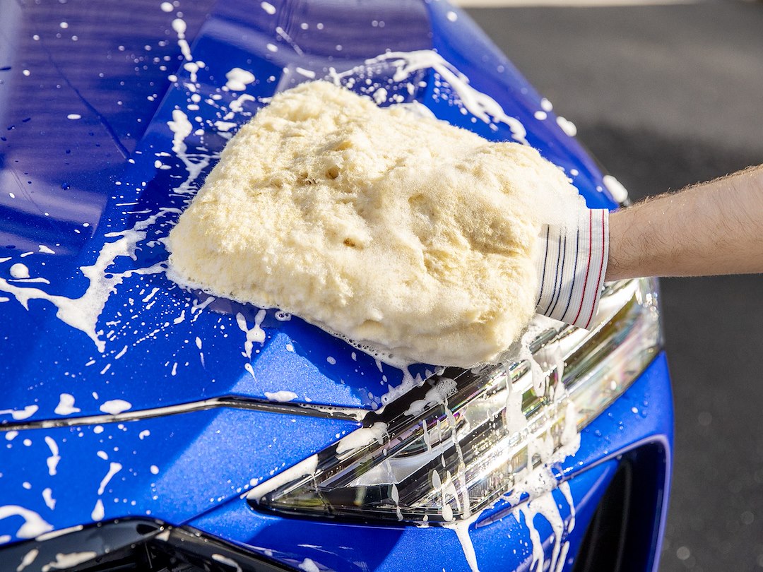 Weathertech (Usa) 8bmitt1 Car Wash Mitt||8bmitt1_3.Jpg||88||w248bmitt1||1326660