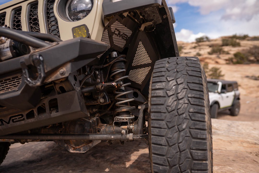Dv8 Offroad Infend-06fb Inner Fender||off-Road-Jeep-Wrangler-Jl-_-Gladiator-Jt-Front-Inner-Fenders-3.Jpg||92||dv8infend06fb||1627770