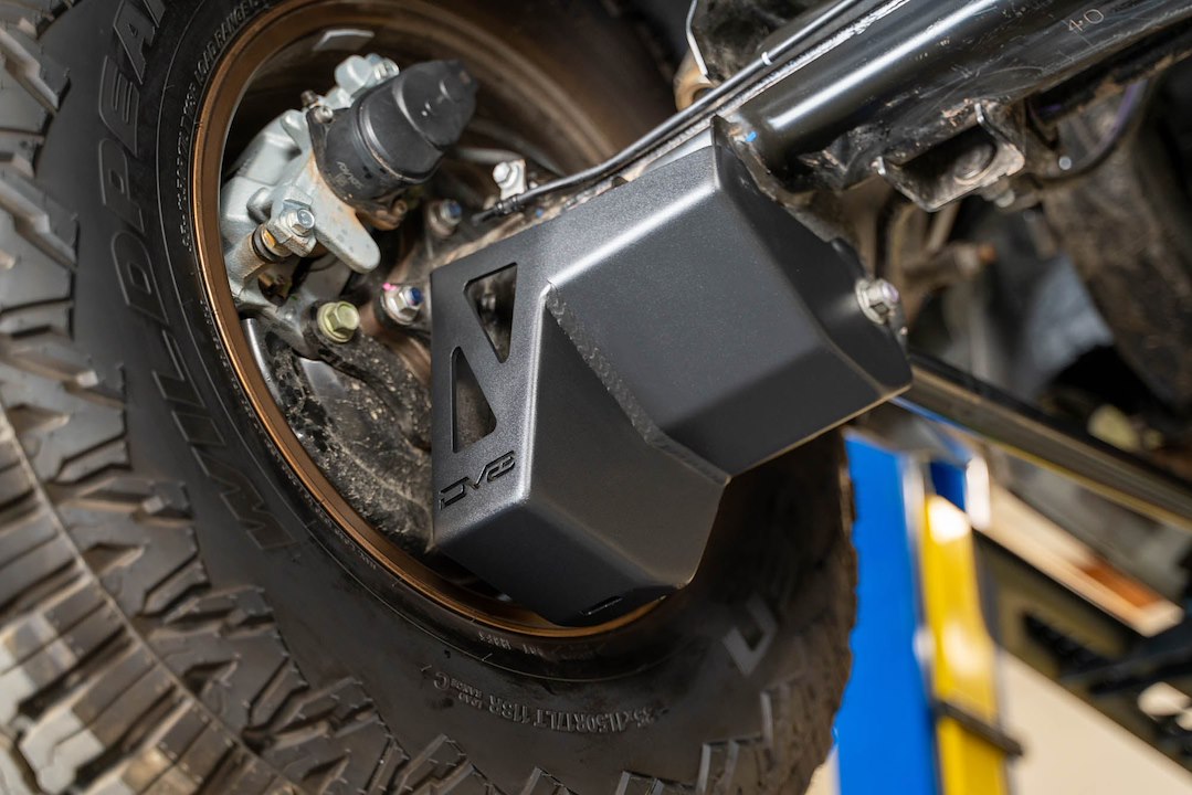 Dv8 Offroad Sptt1-06 Skid Plate||4th-Gen-Tacoma-Rear-Shock-_-Link-Skid-Plates-Installed-2.Jpg||92||dv8sptt106||1629098