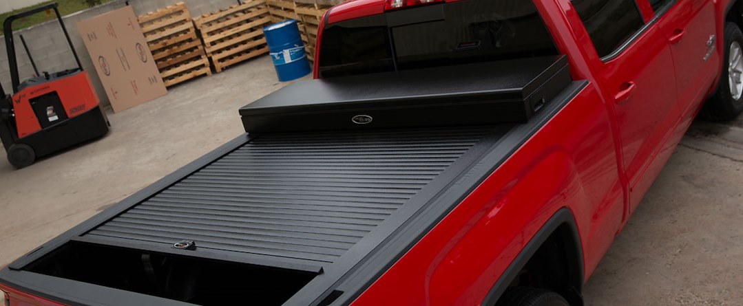 Truck Covers Usa Crt302 Tonneau Cover||work-Cover-Slide2.Jpg||85||tcucrt302||2261390