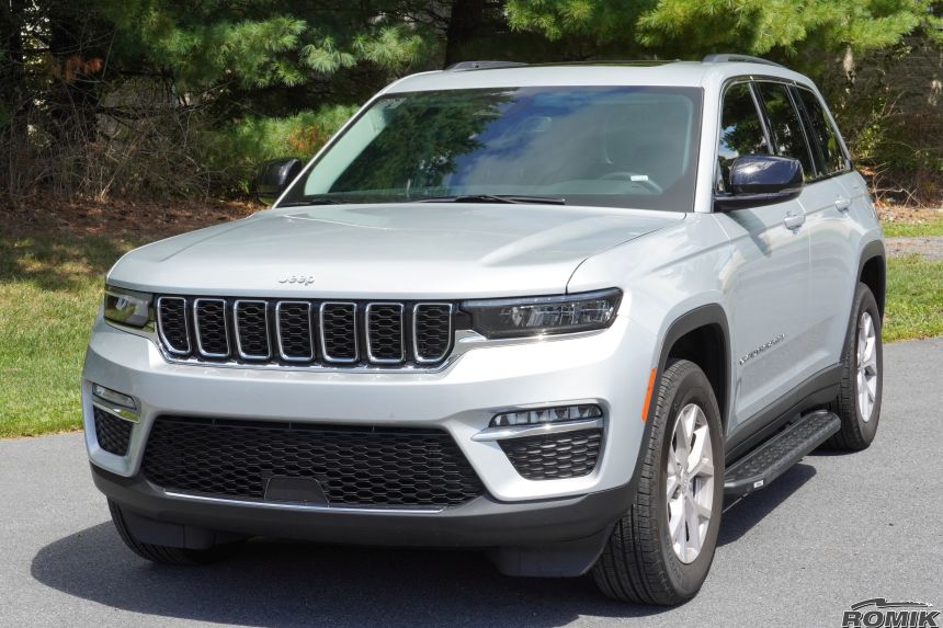 Product of Romik USA 51318419 REC Series Running Board